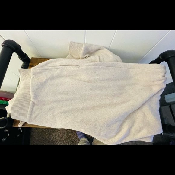 Victoria’s Secret Joggers - Picture 3 of 7